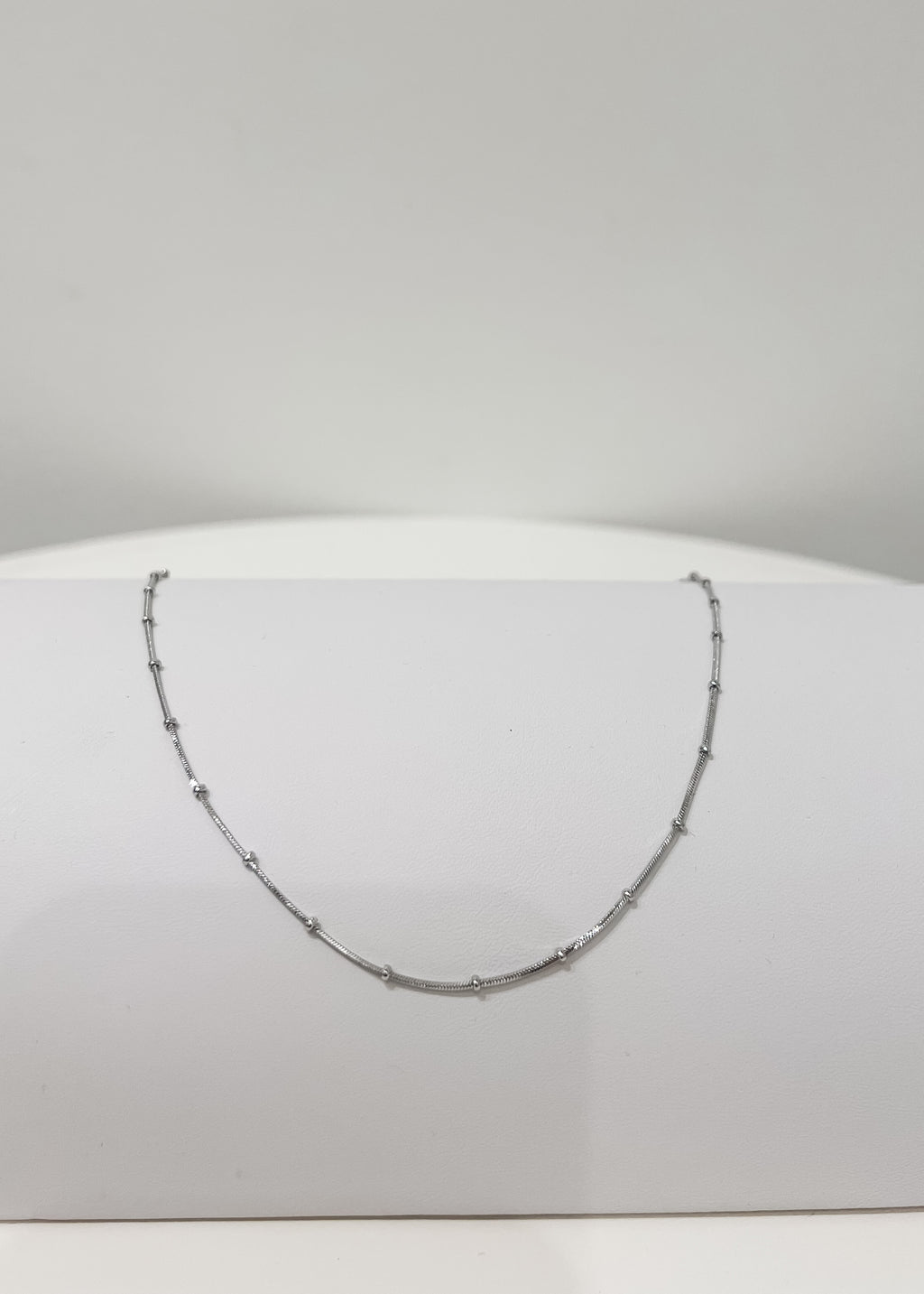 Thin ball necklace, silver