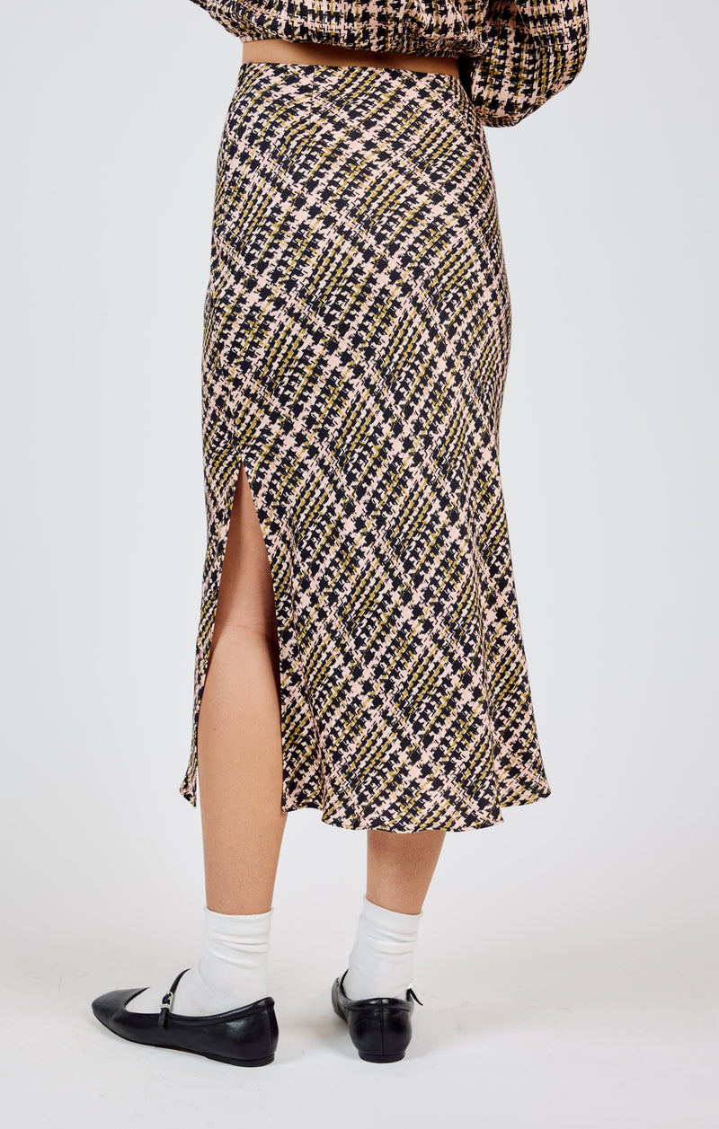 Renewal Midi Skirt w Side Slit, Black Multi