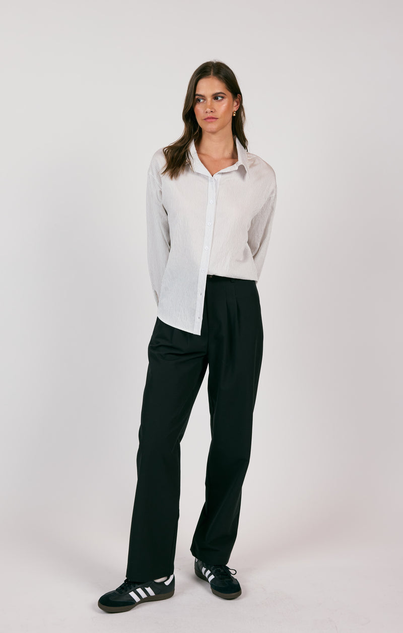 Soft Soul Button Down Shirt, White/Black