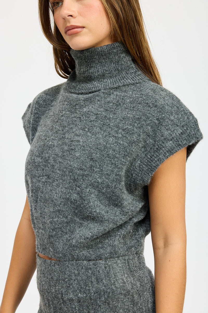 Short Sleeve Batwing Turtleneck Sweater, Charcoal