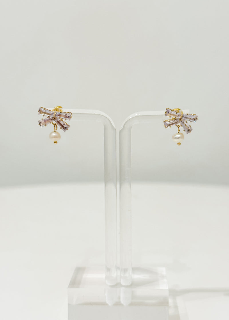 Gold Dipped Bow N Pearl Earring