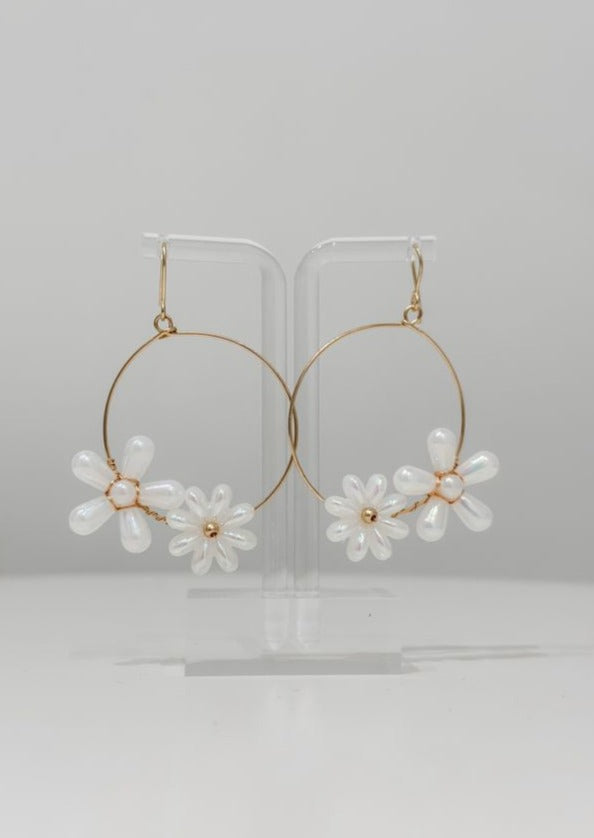 Cricle Beaded Flower Dangle Earrings