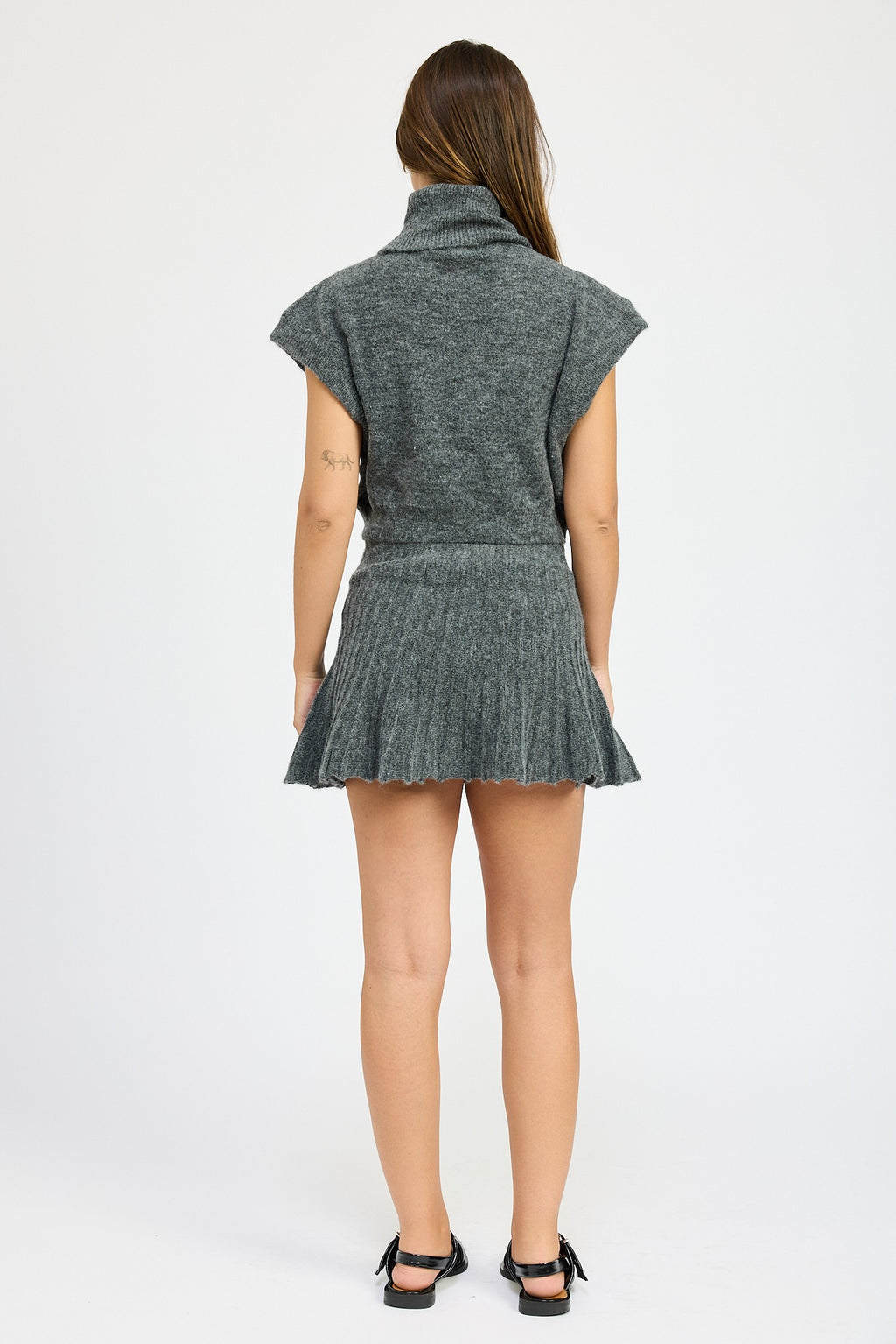 Short Sleeve Batwing Turtleneck Sweater, Charcoal