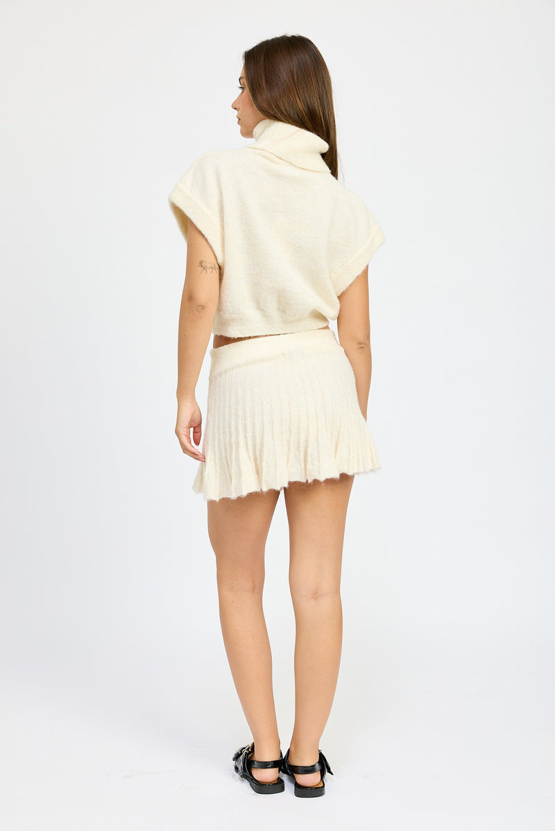 Pleated Flare Sweater Skirt, Cream