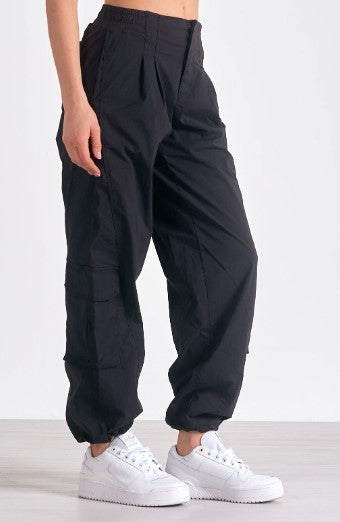 Pull Tag Detail Cargo Pants, Black