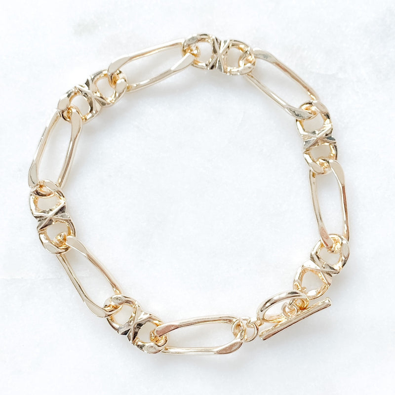 Curb Chain Toggle Bracelet, Gold